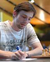 Morozevich beats the Champion - News - SimpleChess